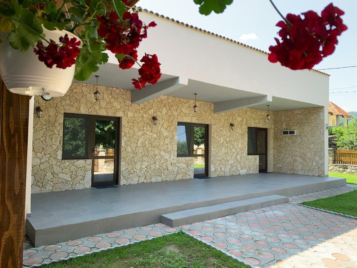 Casa Roka Apartment Eselnita Luaran gambar