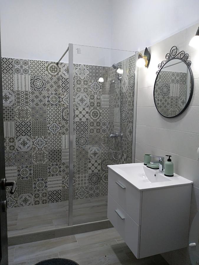 Casa Roka Apartment Eselnita Luaran gambar
